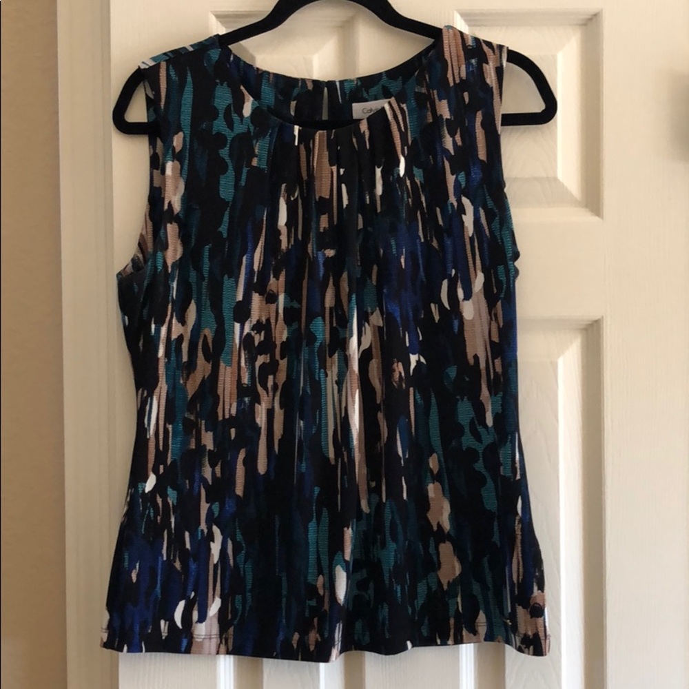 Ladies Sleeveless Top